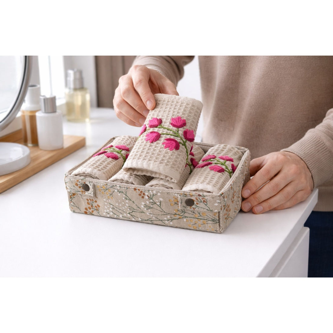 Grey Bloom Organiser Tray