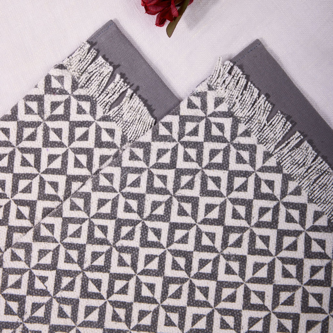 Geo - Grey Non-Quilted Placemat