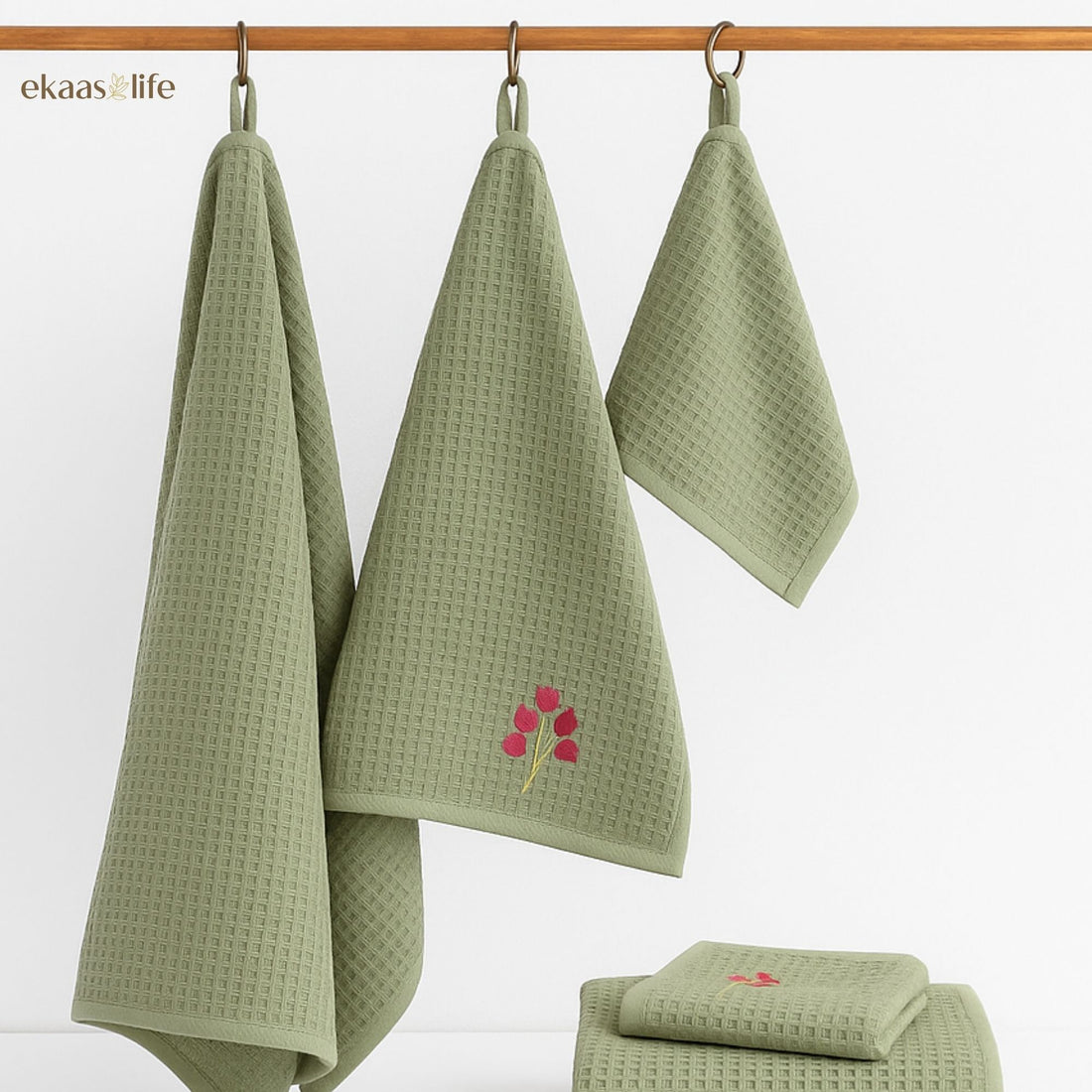 Dream Waffles Bath Towels