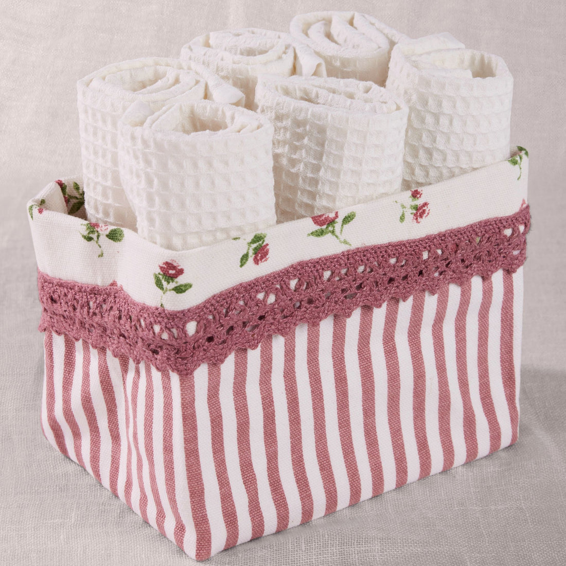 Amés Pink Lace Waffle Basket