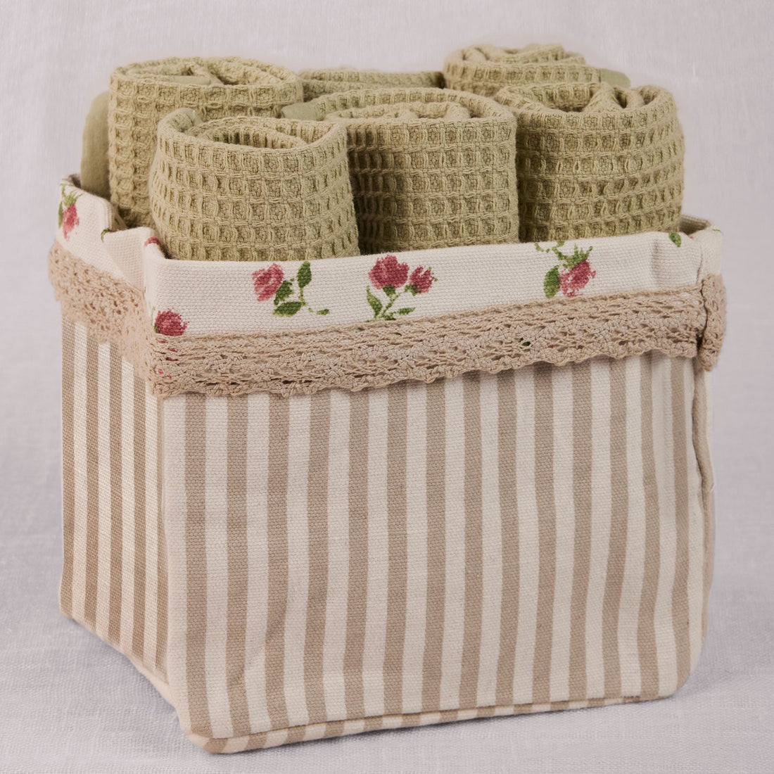 Amés Beige Lace Basket