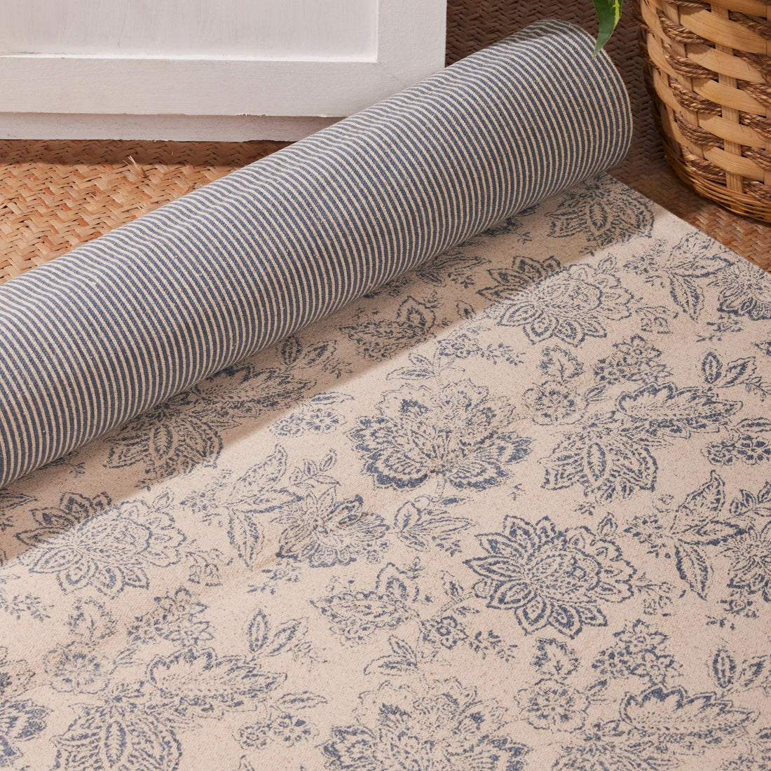 Gab Blue Decorative Floor Mat