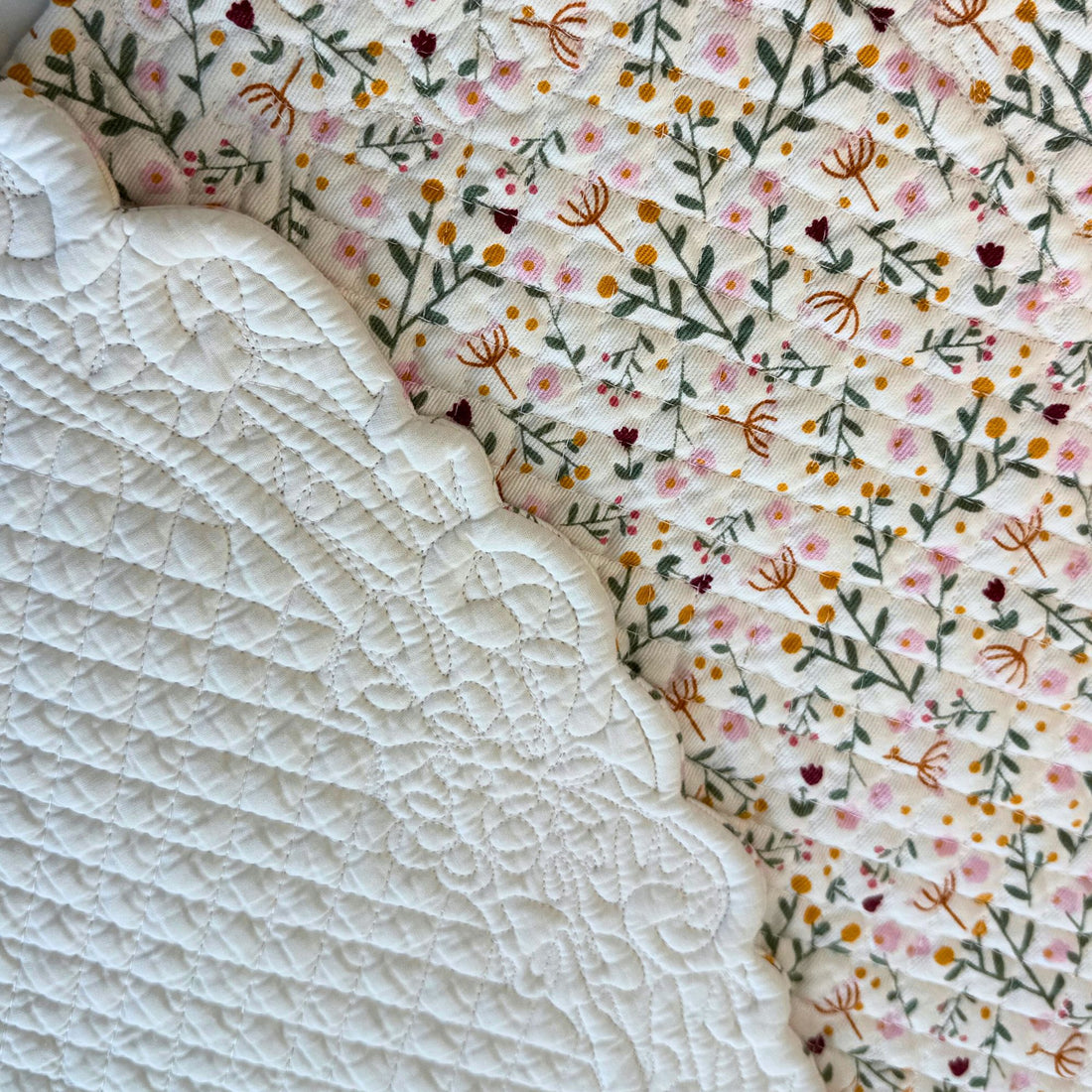 Tini Rose Reversible Oval Placemat